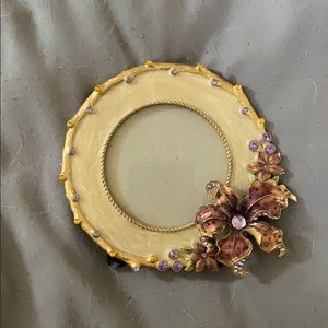Small Delicate Vintage Style  Picture Frame